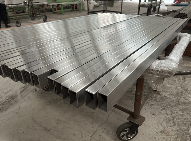 浙江新能源汽车用不锈钢方管 现货